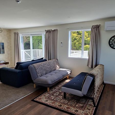 Stunning View, Privacy, Close To Ferry & Brand-New Wellington Luaran gambar