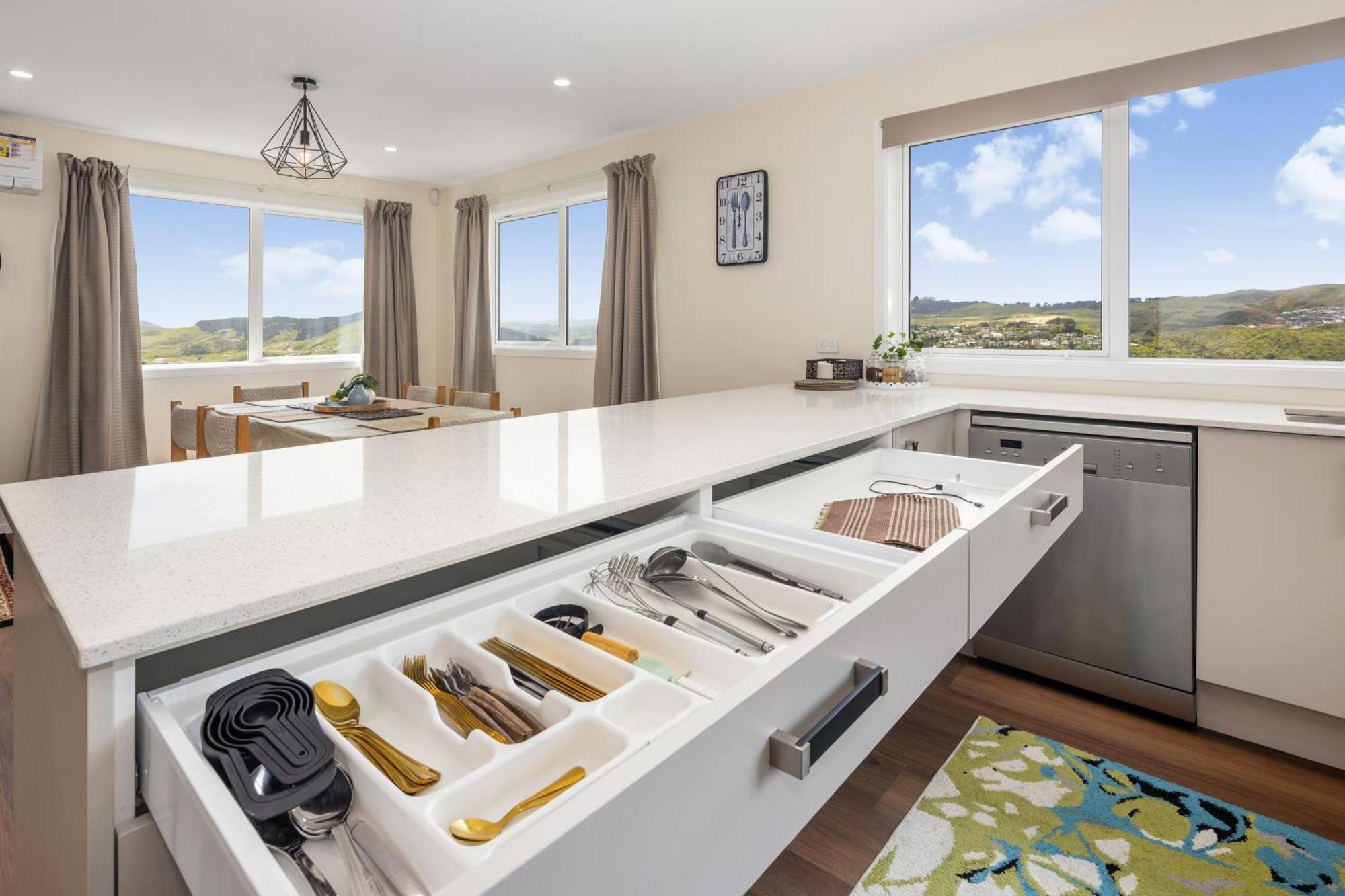 Stunning View, Privacy, Close To Ferry & Brand-New Wellington Luaran gambar